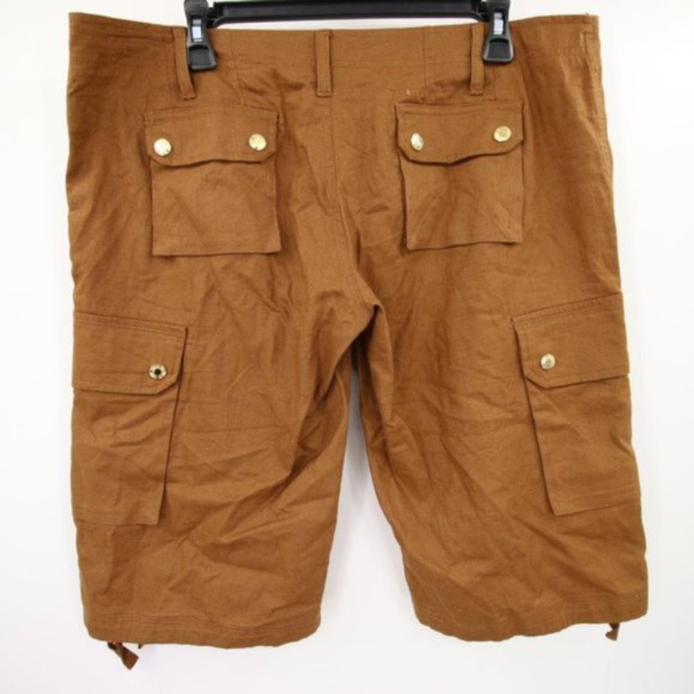 Shorts - Picture 7 of 7